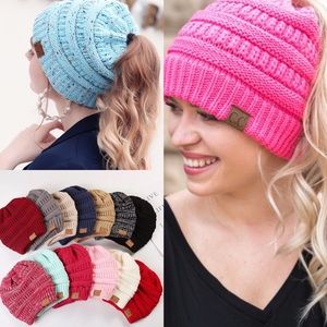 KnitBeanie Goes Perfect With Coat , Scarf , Gloves